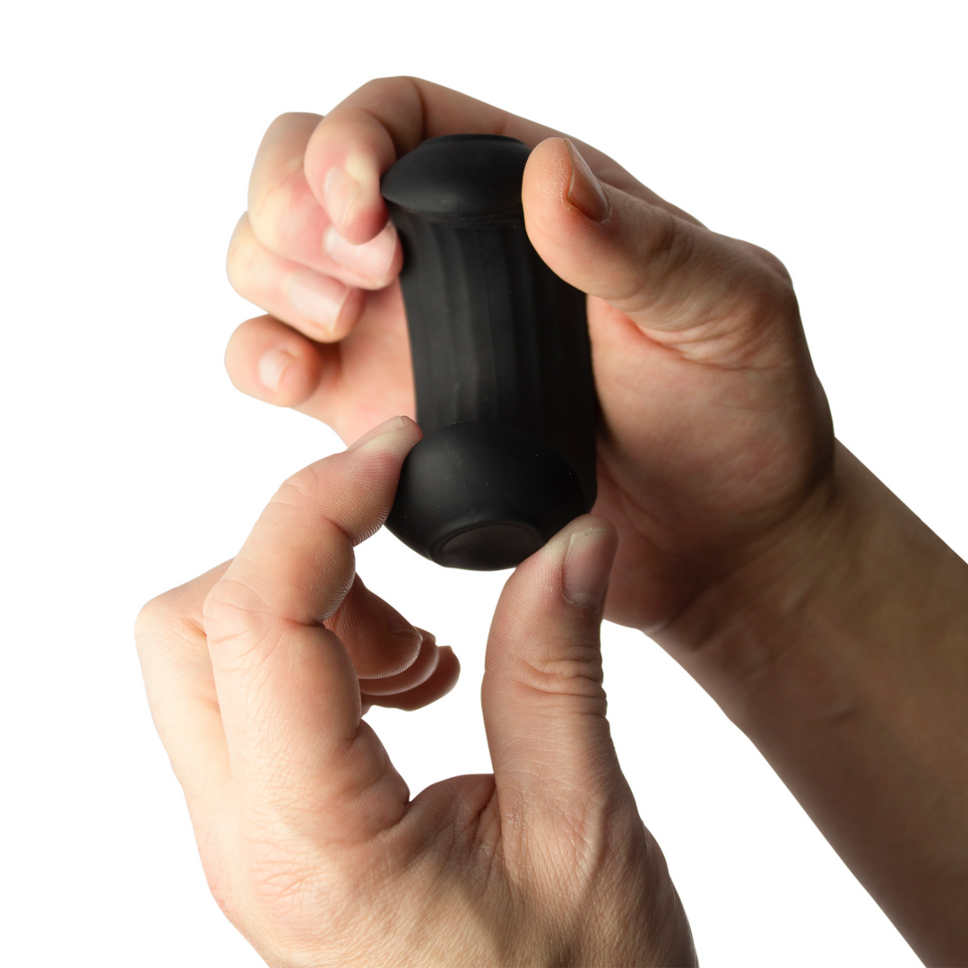 Echo - Vibrating C-Shape Masturbator - Schwarz