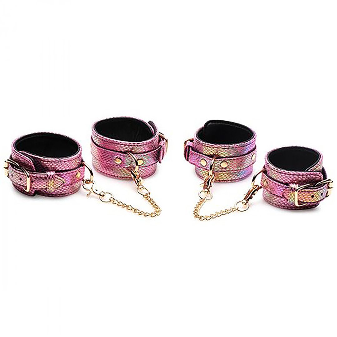 Bondage-Set mit Schlangenprint