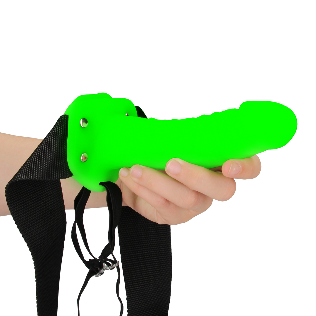 Realistisches Strap-On-Geschirr - Leuchtet im Dunkeln - 7 / 18 cm