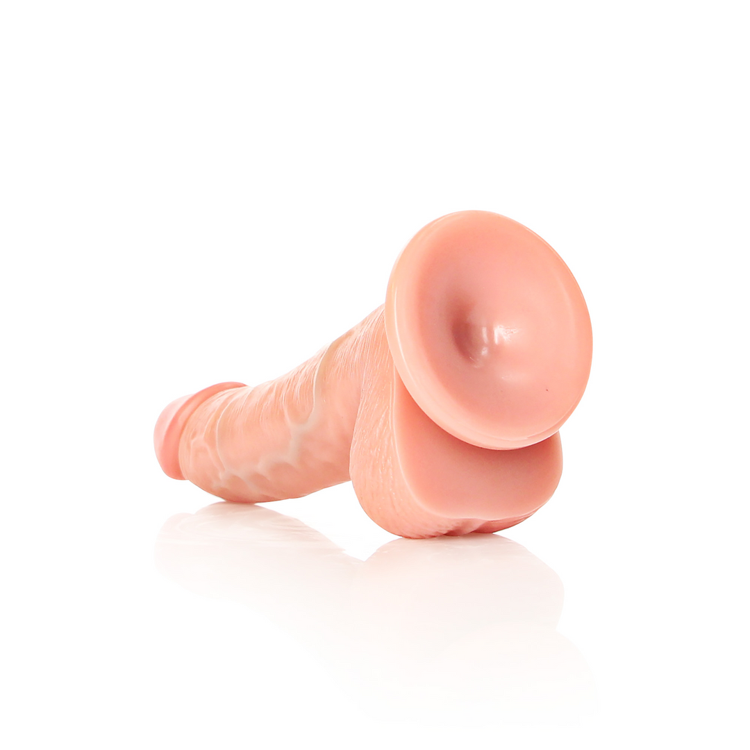 Gebogener realistischer Dildo mit Balls und Saugnapf - 6 / 15,5 cm