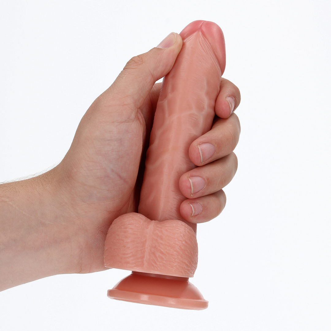 Gebogener realistischer Dildo mit Balls und Saugnapf - 6 / 15,5 cm