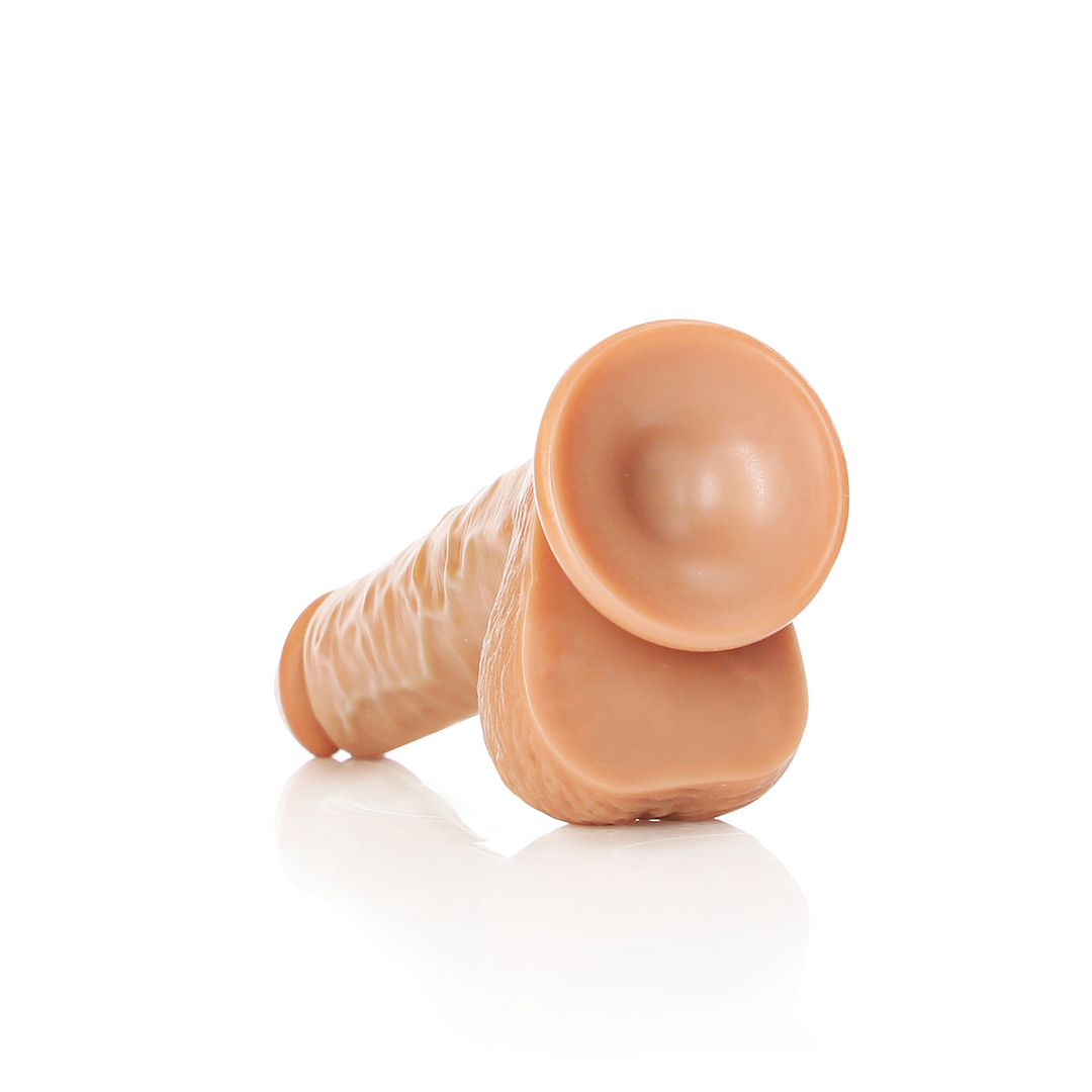Gerader realistischer Dildo mit Balls und Saugbecher - 7 / 18 cm