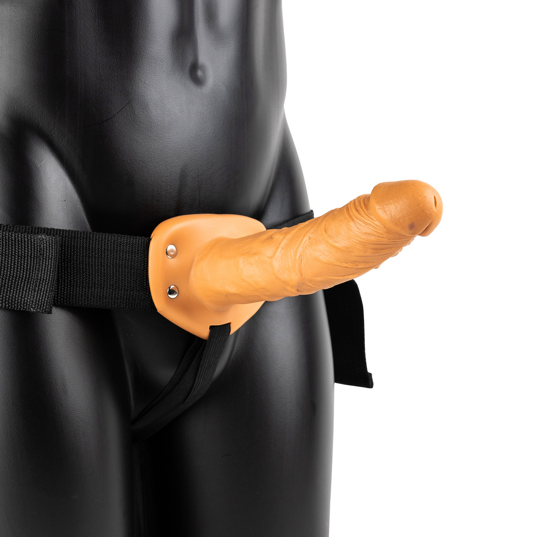Vibrierender Hohl Strap-On ohne Kugeln - 8 / 20,5 cm