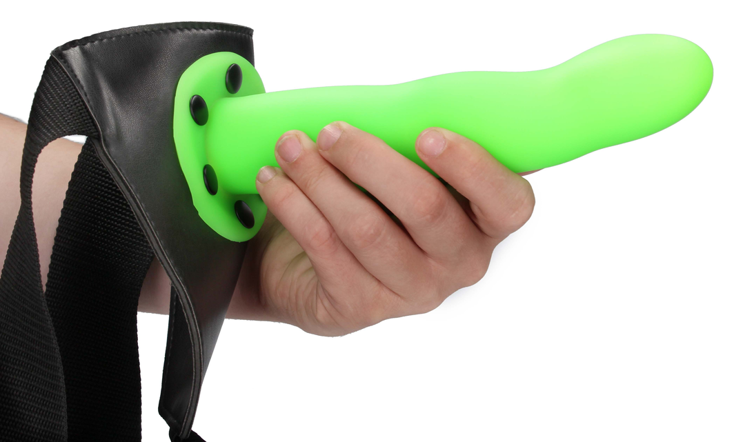 Glow in the Dark Curved Hollow Strap-On - 8 / 20 cm - Neon Green