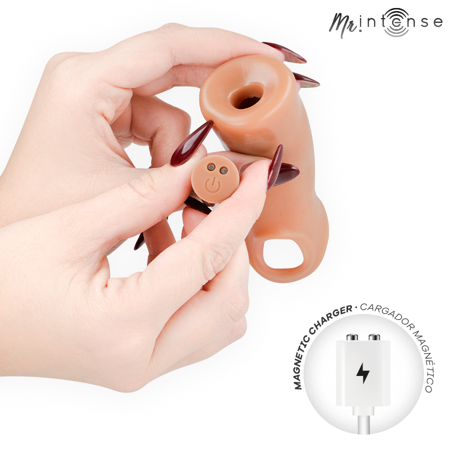 MR INTENSE - ARNOLD L ULTRA-REALISTISCHER VIBRIERENDER PENISSÄULE MIT FERNBEDIENUNG 16 CM -Ø- 4,5 CM